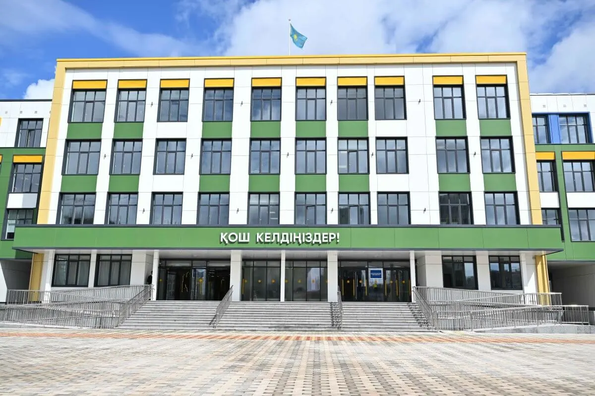 Школьные парты в Алматы